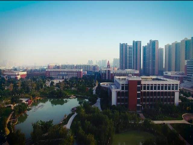 航空職業(yè)學院.jpg