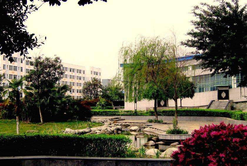 四川建筑職業技術學院.jpg