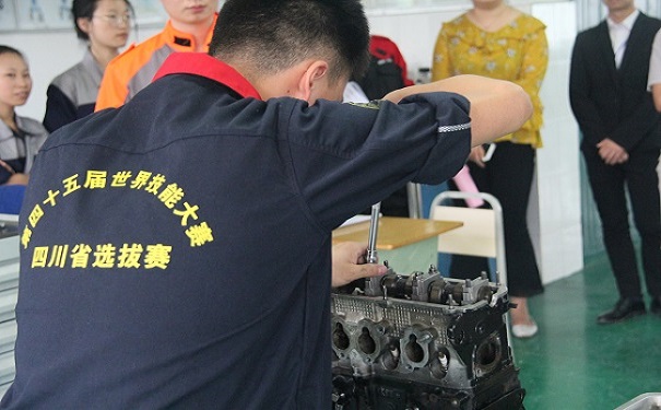 1560160070118673.jpg IMG_5978.JPG