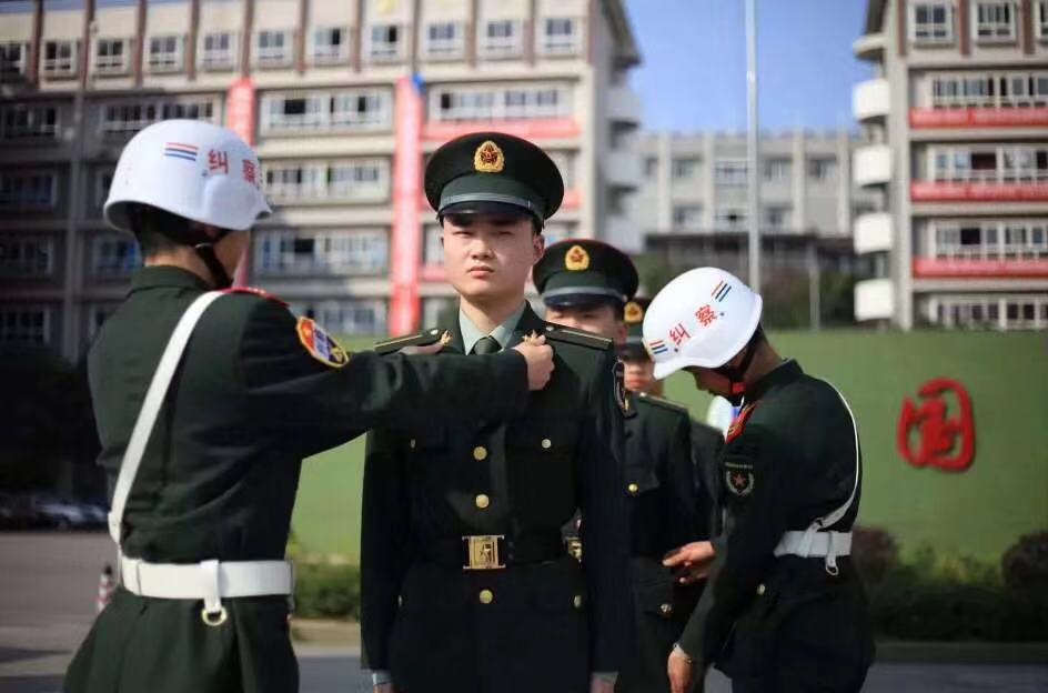 警察專業圖片.jpg 警察專業圖片.jpg