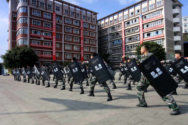 南充國防教育5.jpg