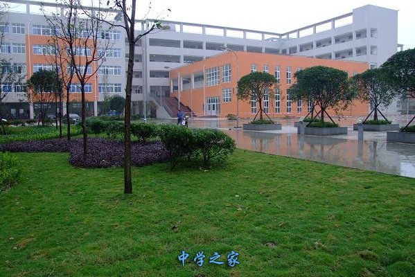 四川省成都市禮儀職業中學