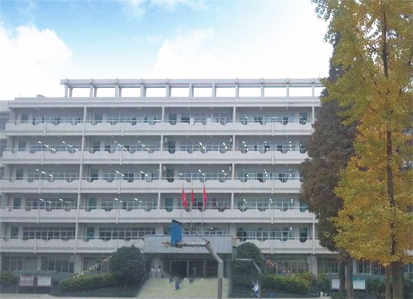 蒼溪嘉陵中等職業學校